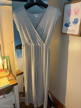 Caution To The Wind Gray and White Striped V‑Neck above the ankle jumper